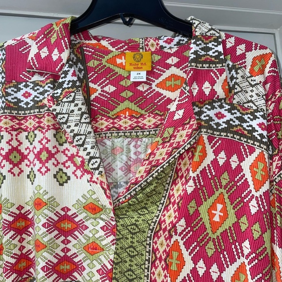 NWOT ruby rd blouse - Picture 2 of 3